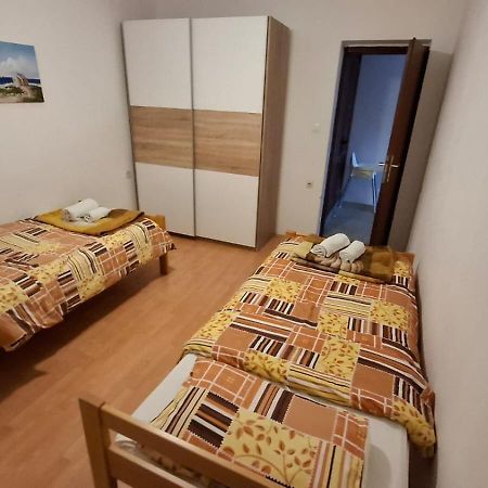 Apartment Ajdukovic Vodice Exterior foto
